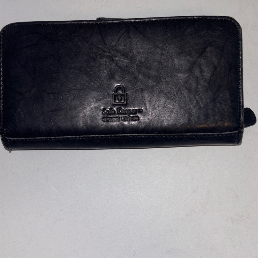 SAFE KEEPER BLACK GENUINE LEATHER WALLET MULTIPLE CARD HOLDERS SNAP/ZIP CLOSURE